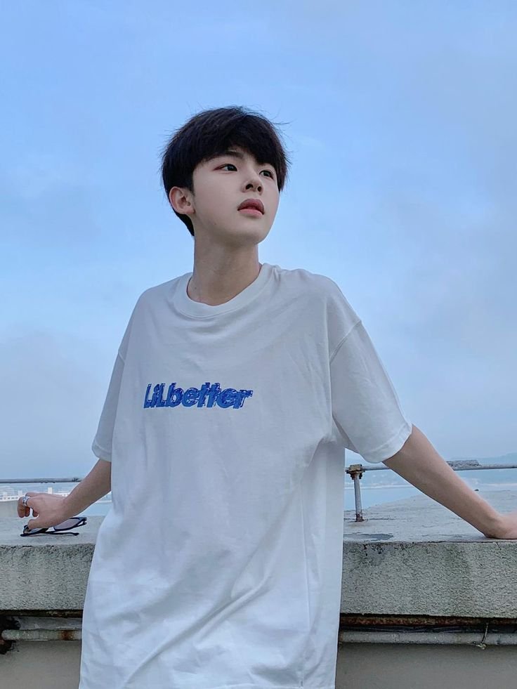 Anh trai đẹp ánh mắt