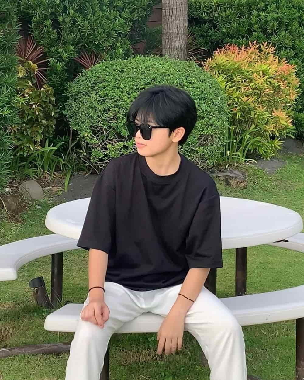 Ảnh trai đẹp k9 lịch