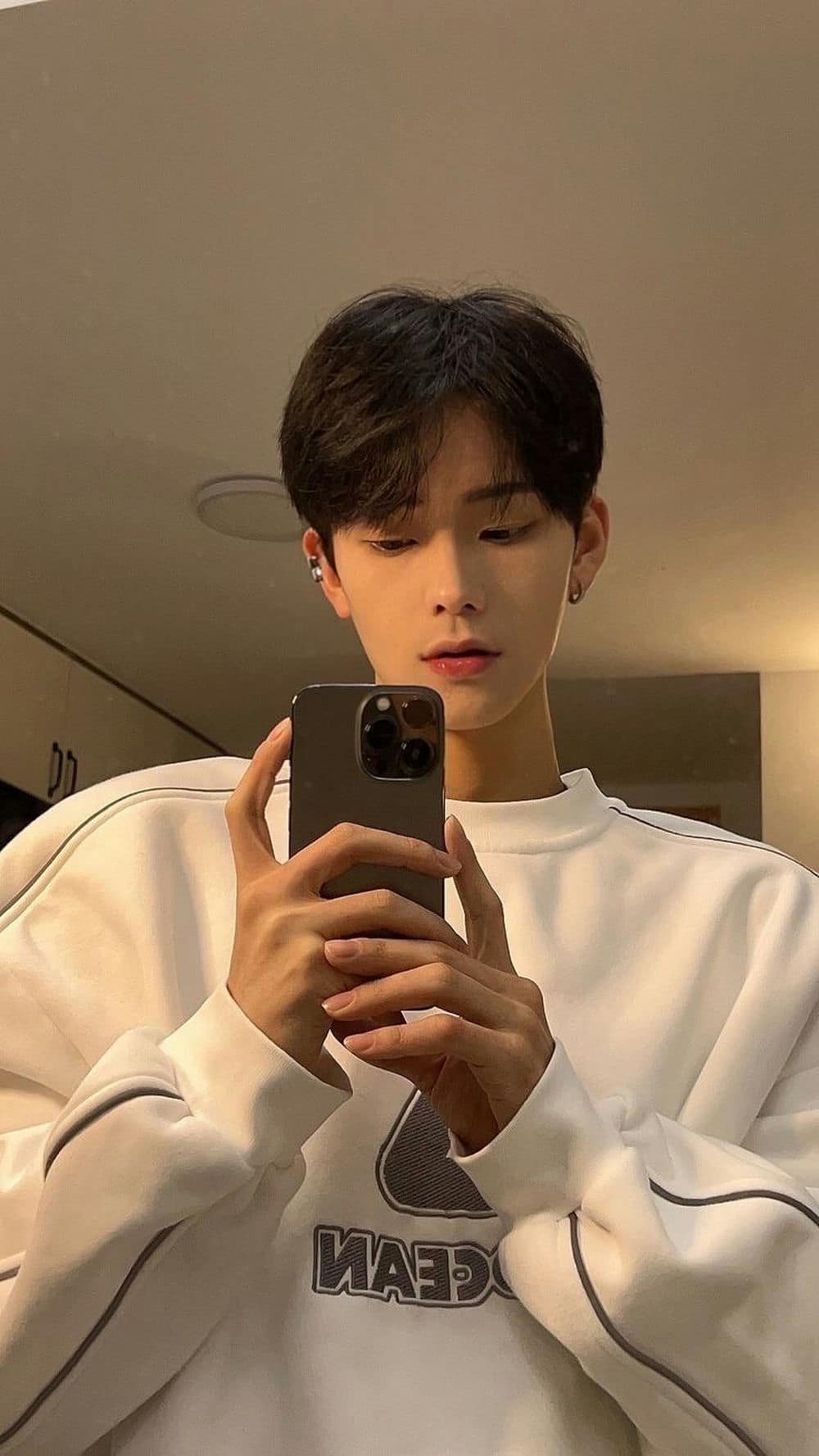 Anh trai đẹp thu hút