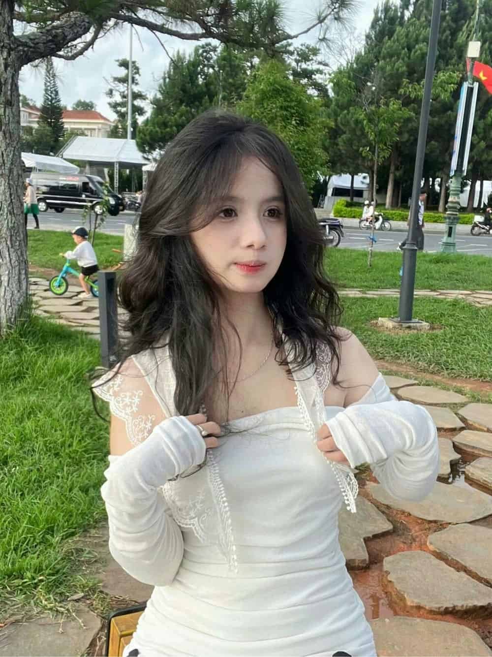 Bộ ảnh gái xinh online