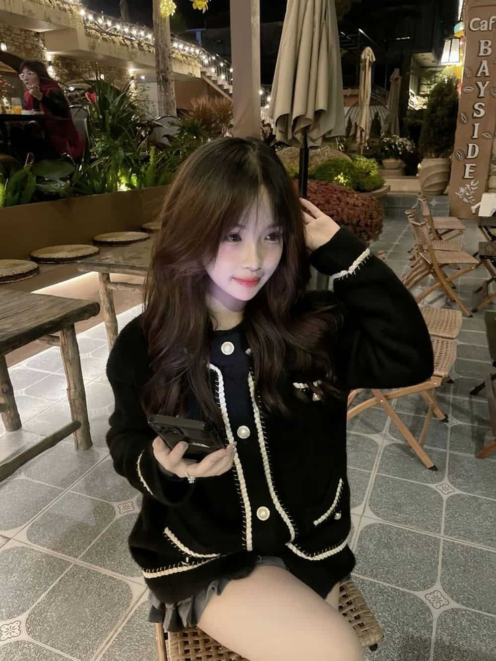 Gái đẹp khoe ảnh mạng