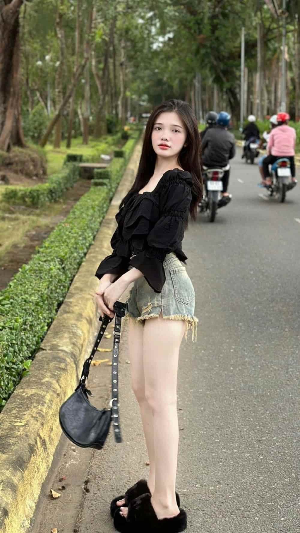 Gái xinh tiktok dễ thương