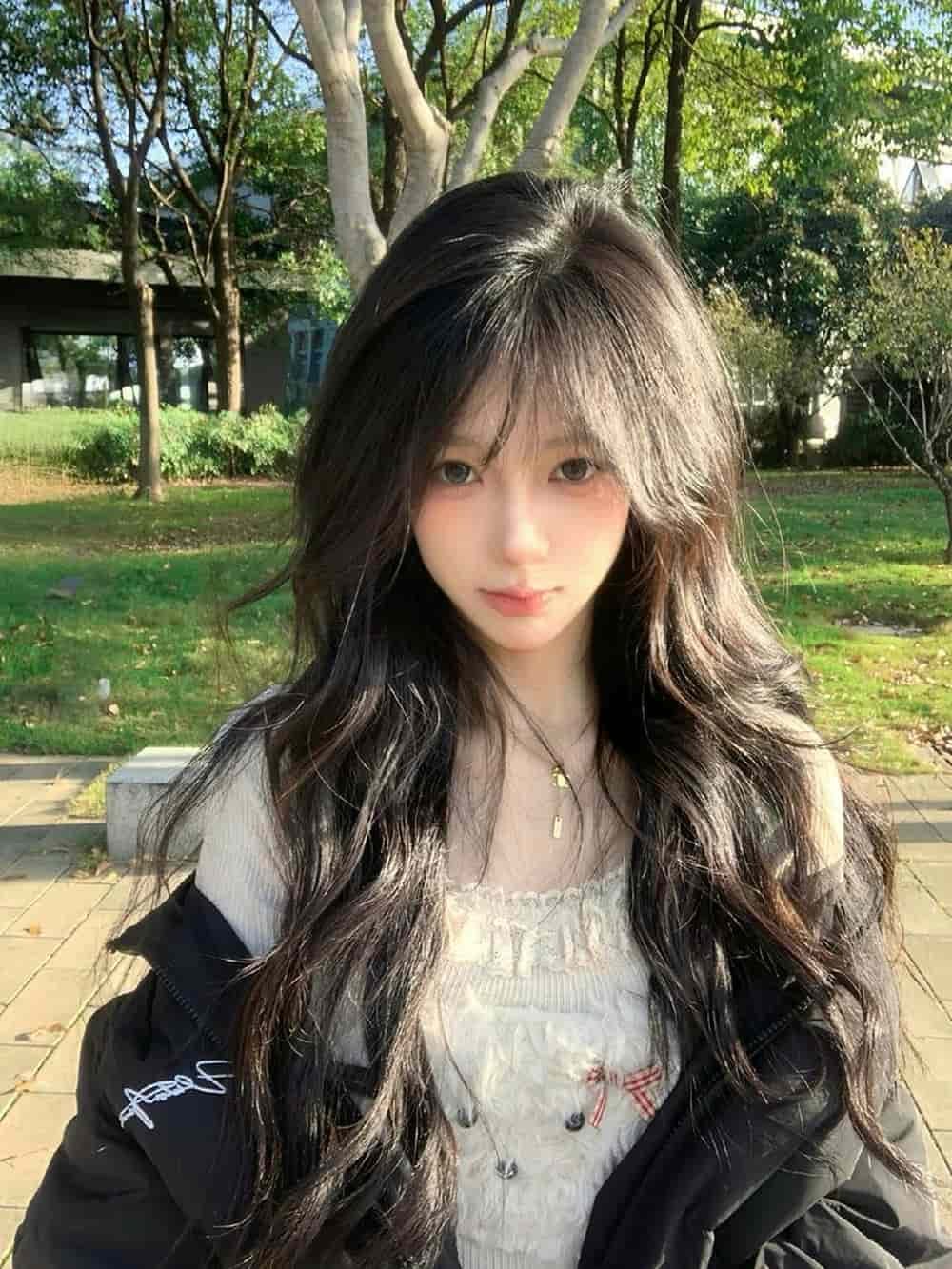 Gái xinh tóc dài óng