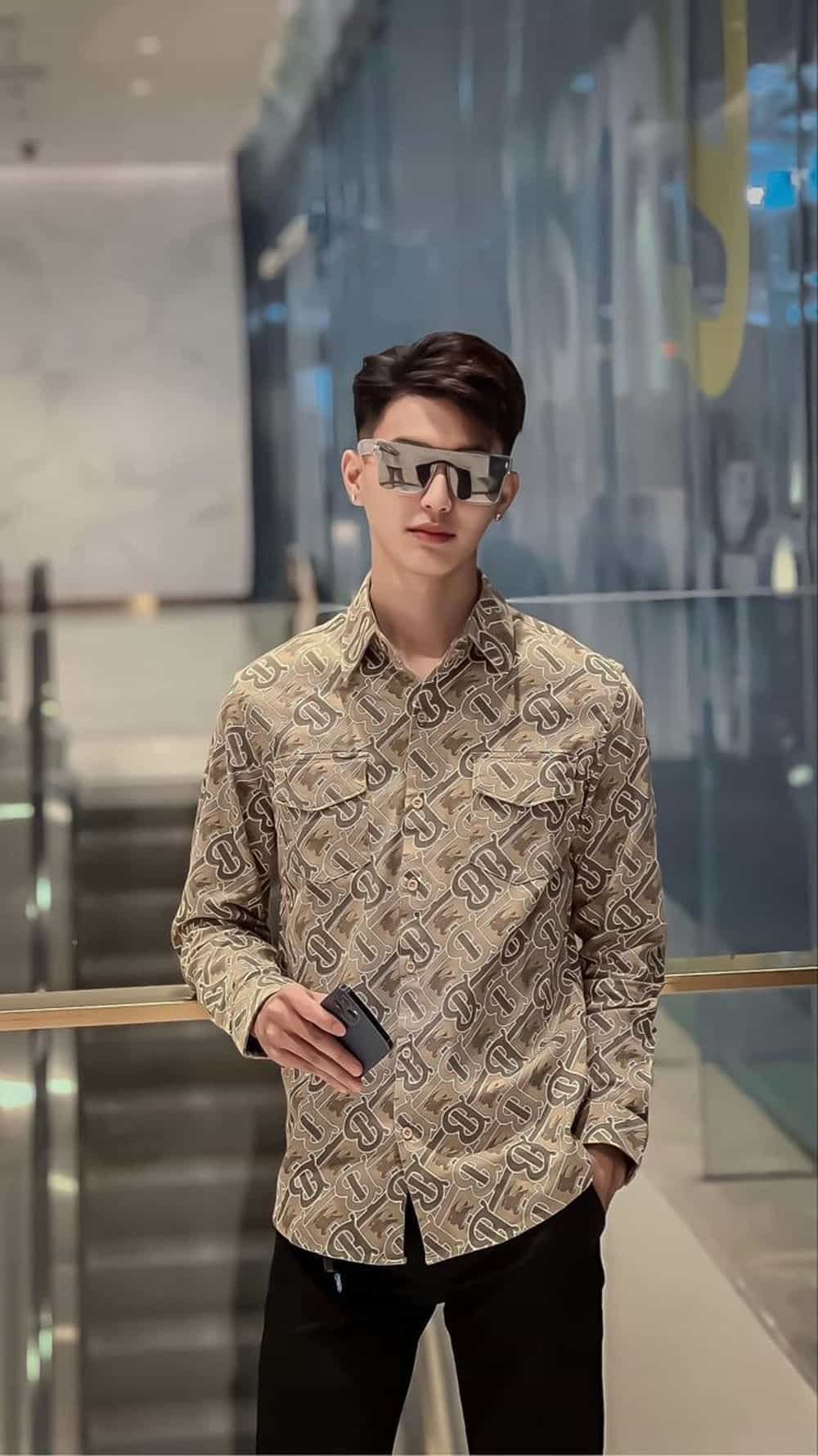 Hình trai đẹp năng động