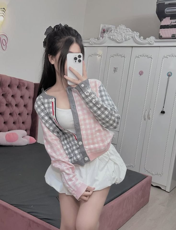 Hot girl đẹp che mặt