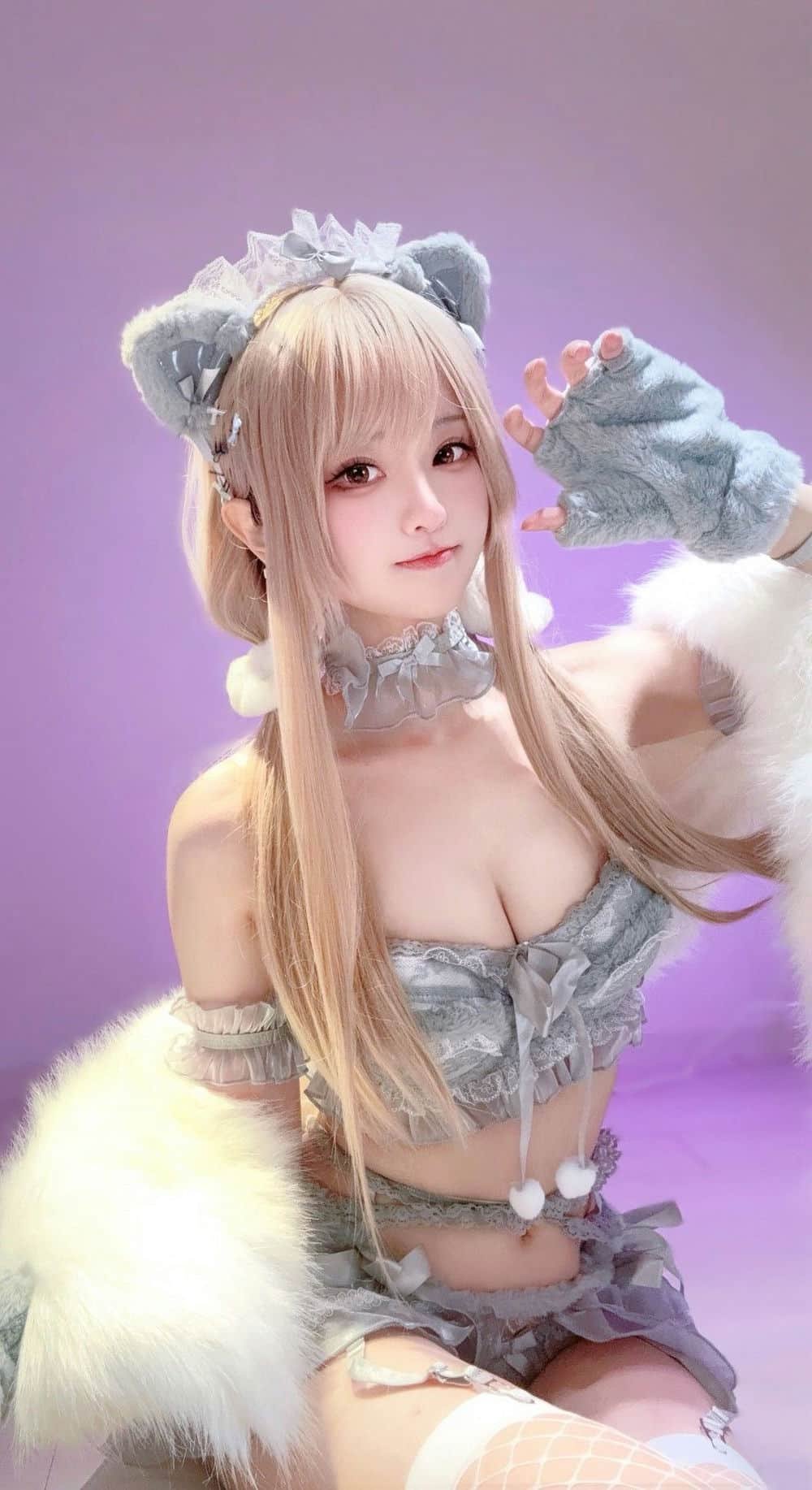 Nàng xinh cosplay nhìn thích