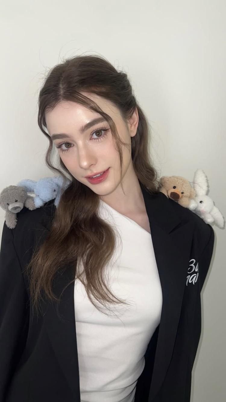 Thiên thần xinh nhất thế