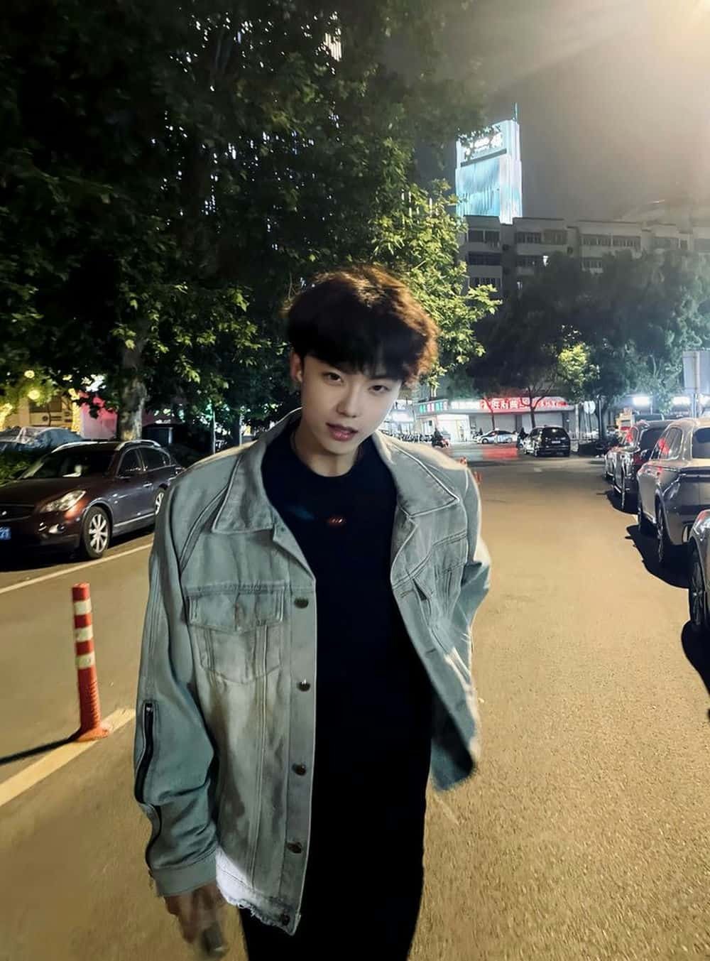 Trai đẹp Việt Nam lạ