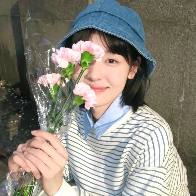 ảnh che mặt giấu mặt đáng yêu