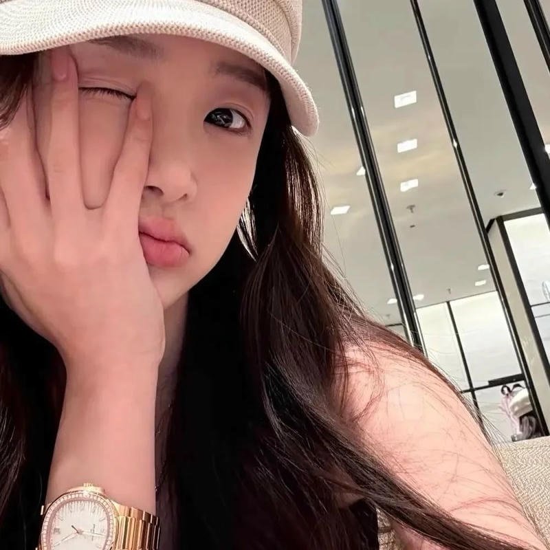 ảnh che mặt ngọt ngào