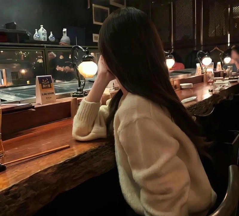 ảnh gái xinh che mặt tinh tế