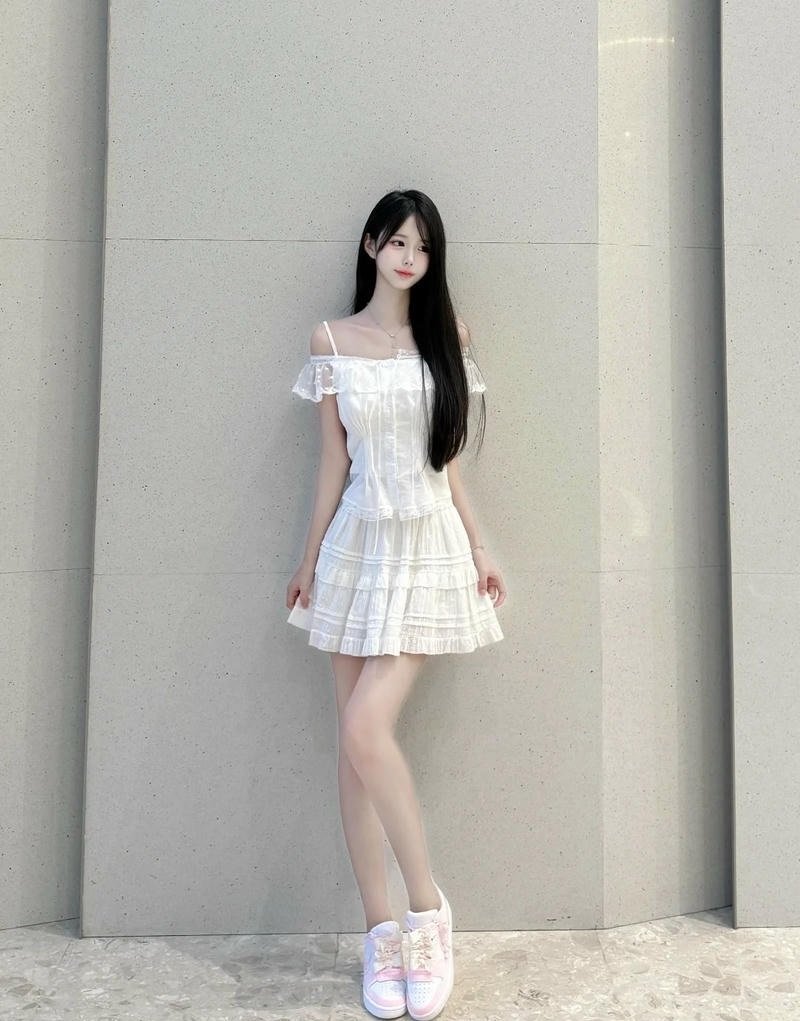 ảnh gái xinh mặc váy