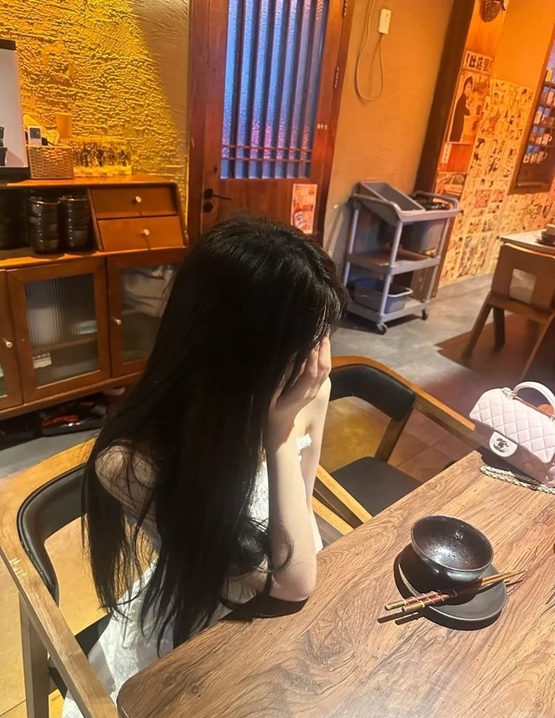 ảnh gái xinh mặt che