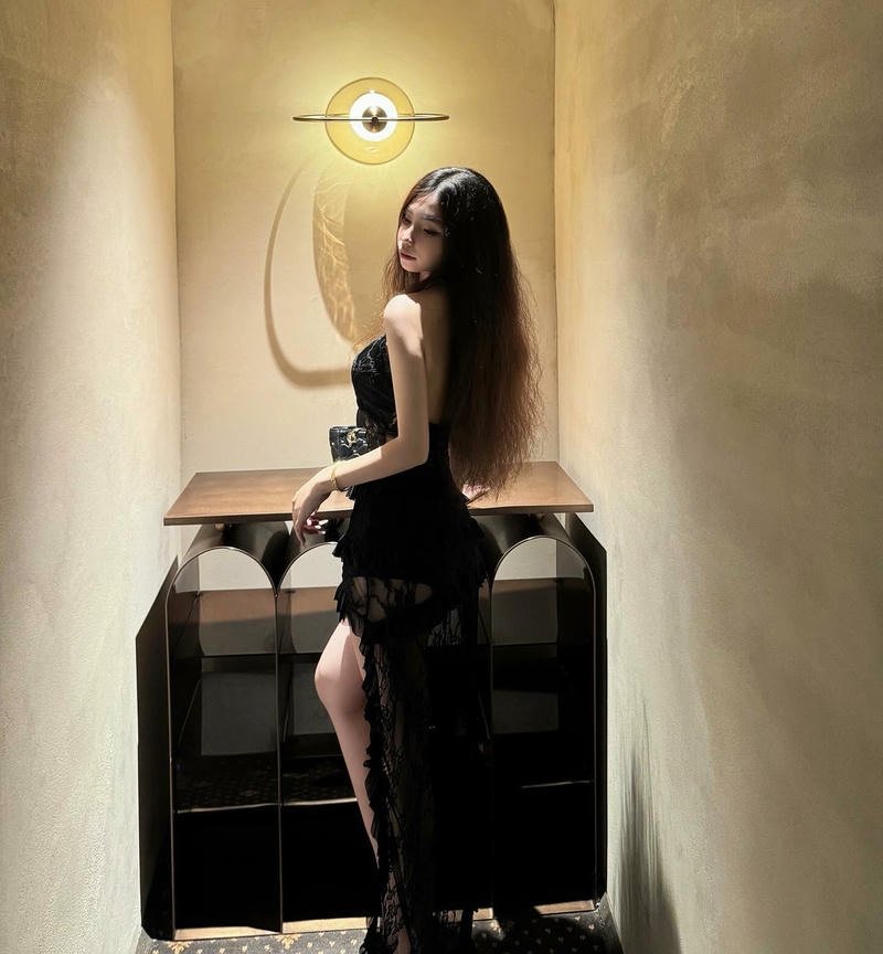 ảnh gái xinh tóc dài học sinh