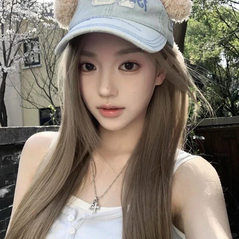 ảnh gái xinh tóc dài phong cách