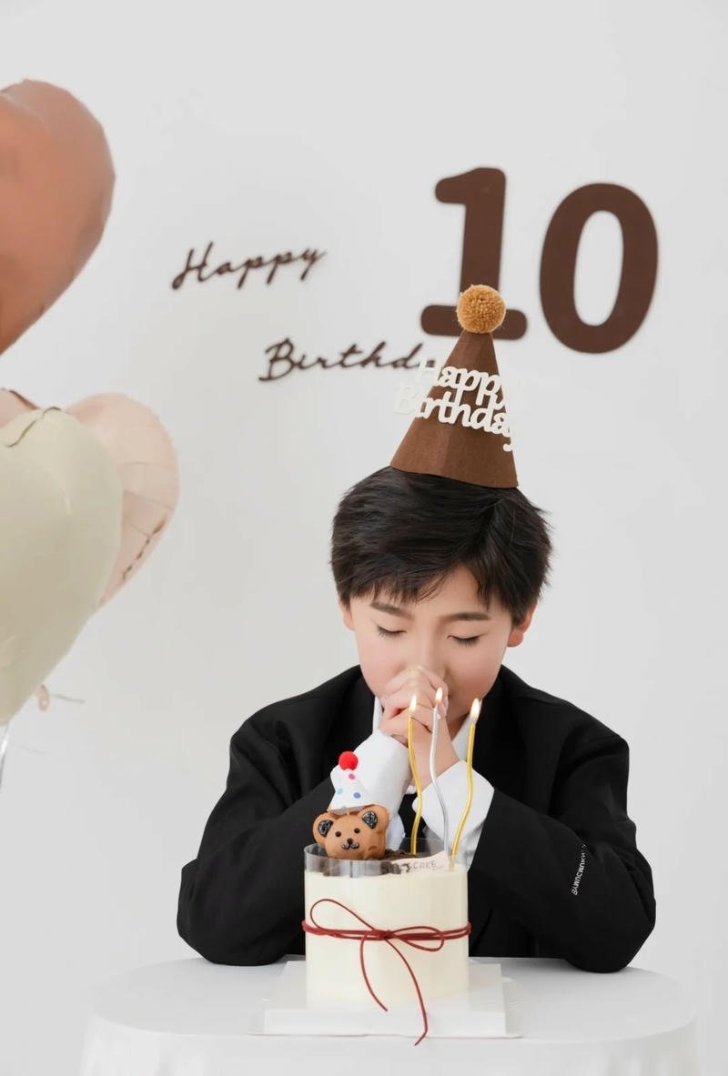 ảnh trai đẹp 10 tuổi đáng yêu