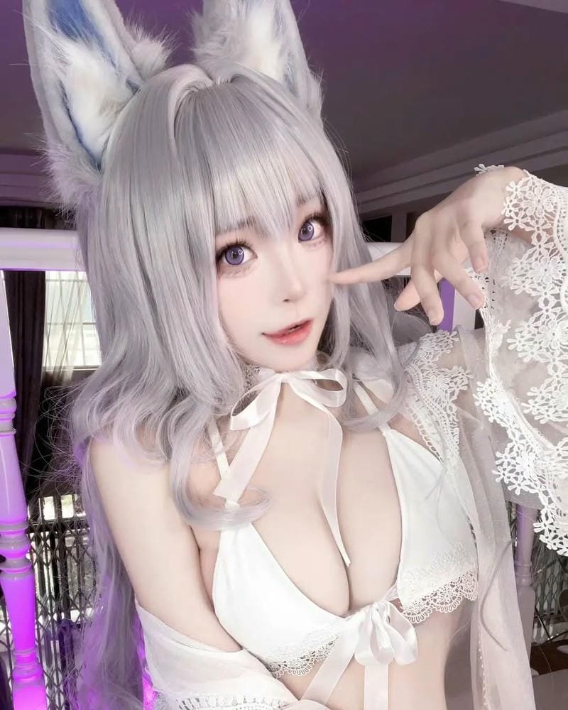 gái xinh cosplay bổ mắt