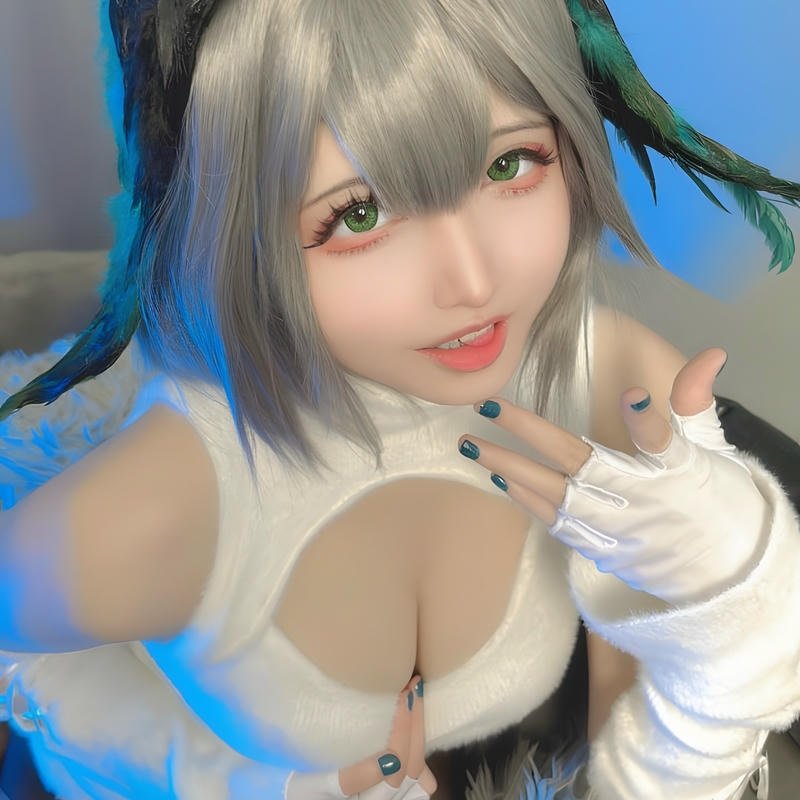 gái xinh cosplay bổ mắt năng động