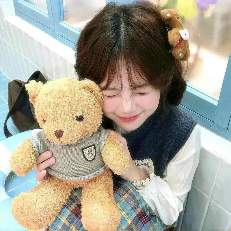 gái xinh cute che mặt