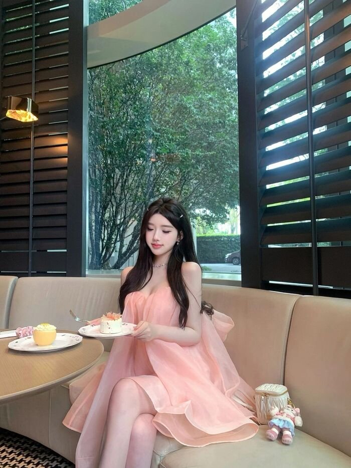 gái xinh mặc pinky cute hd