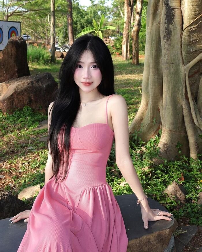 gái xinh mặc pinky đẹp dịu dàng