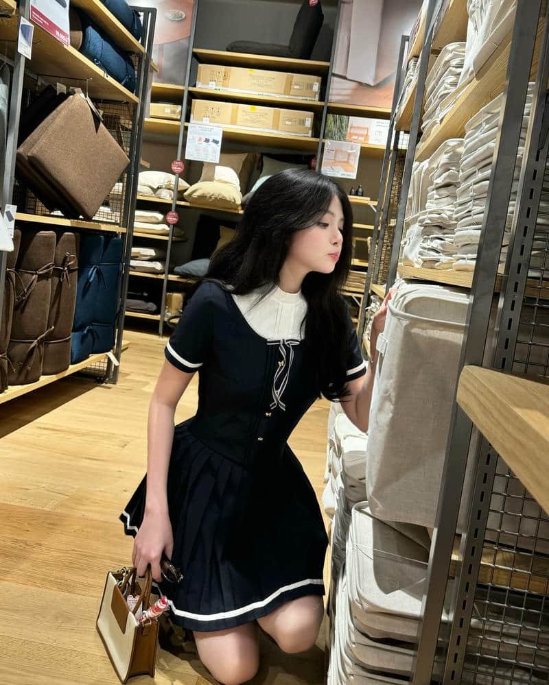 gái xinh mặc vấy