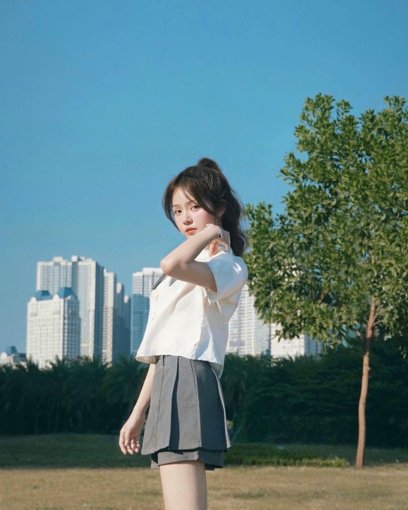 gai xinh váy ngắn