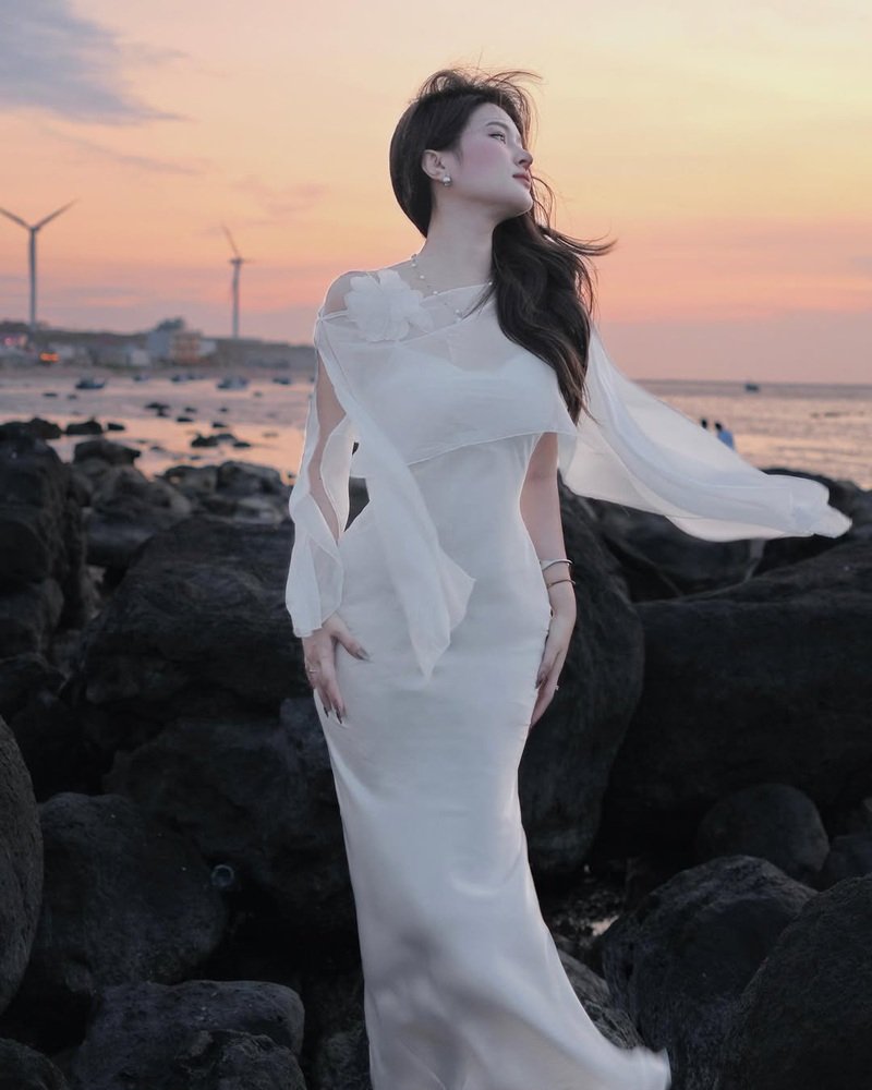 gái xinh việt nam đời thường