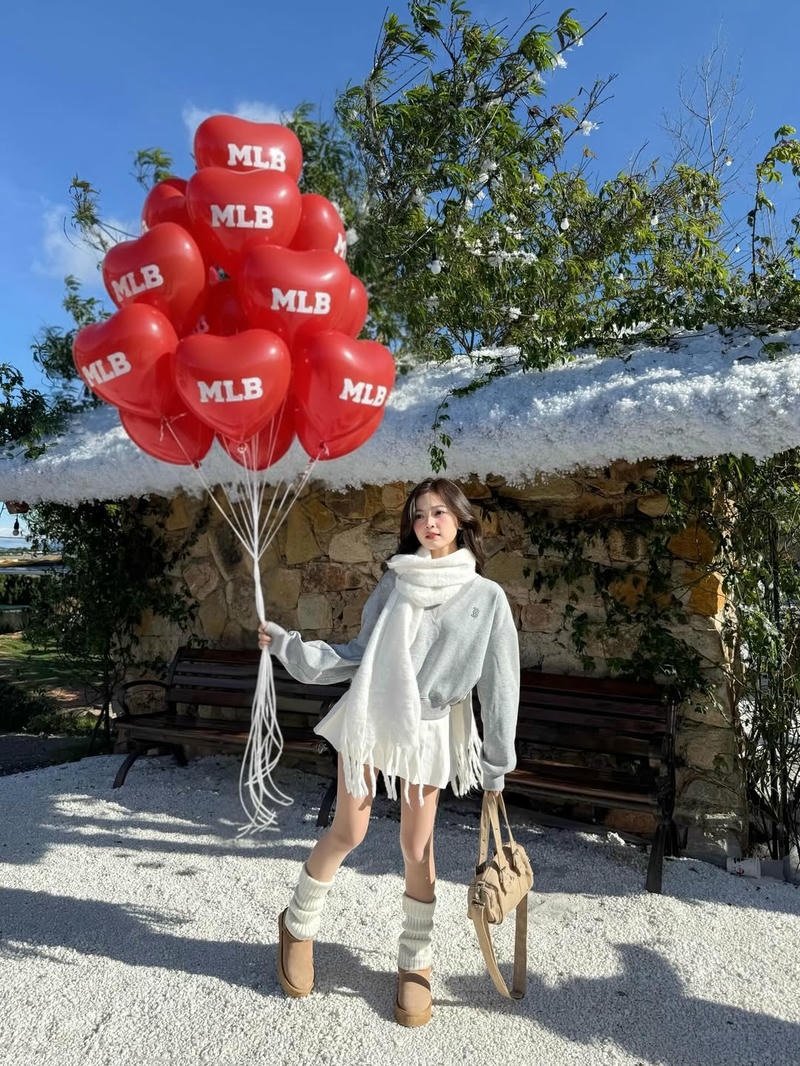 hình ảnh gái xinh trẻ trung