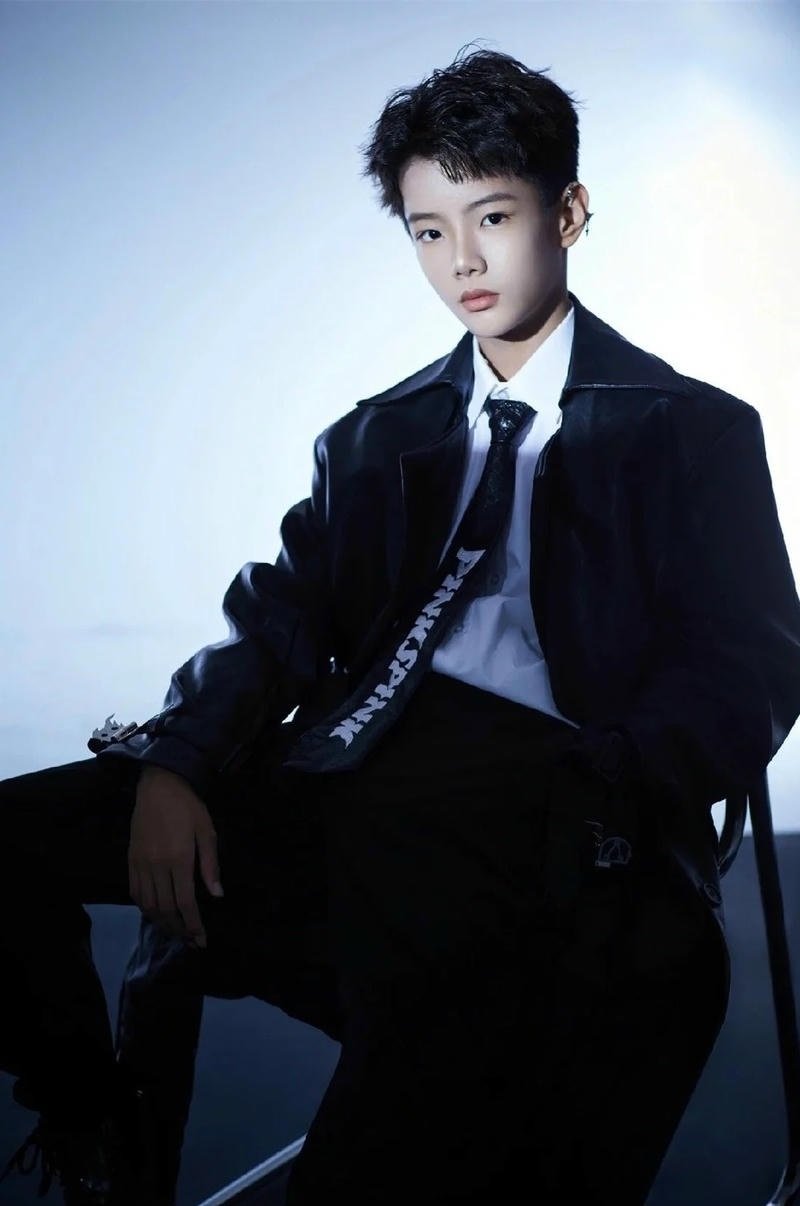 hình ảnh trai đẹp 10 tuổi