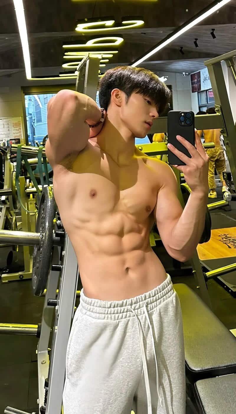 hình ảnh trai đẹp 6 múi