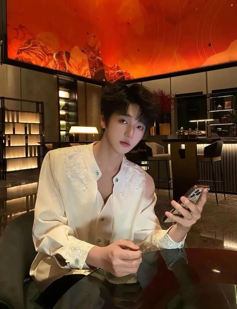 hình ảnh trai đẹp quyến rũ