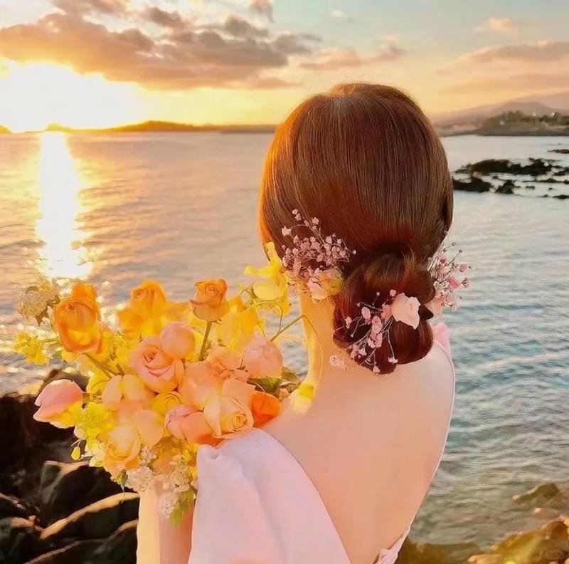 hình gái đẹp che mặt