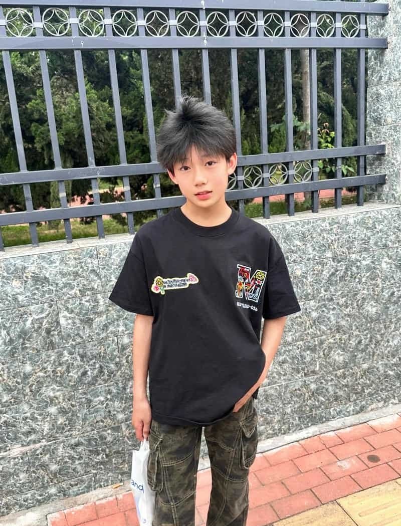 hình trai đẹp 10 tuổi