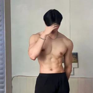trai đẹp che mặt dễ thương