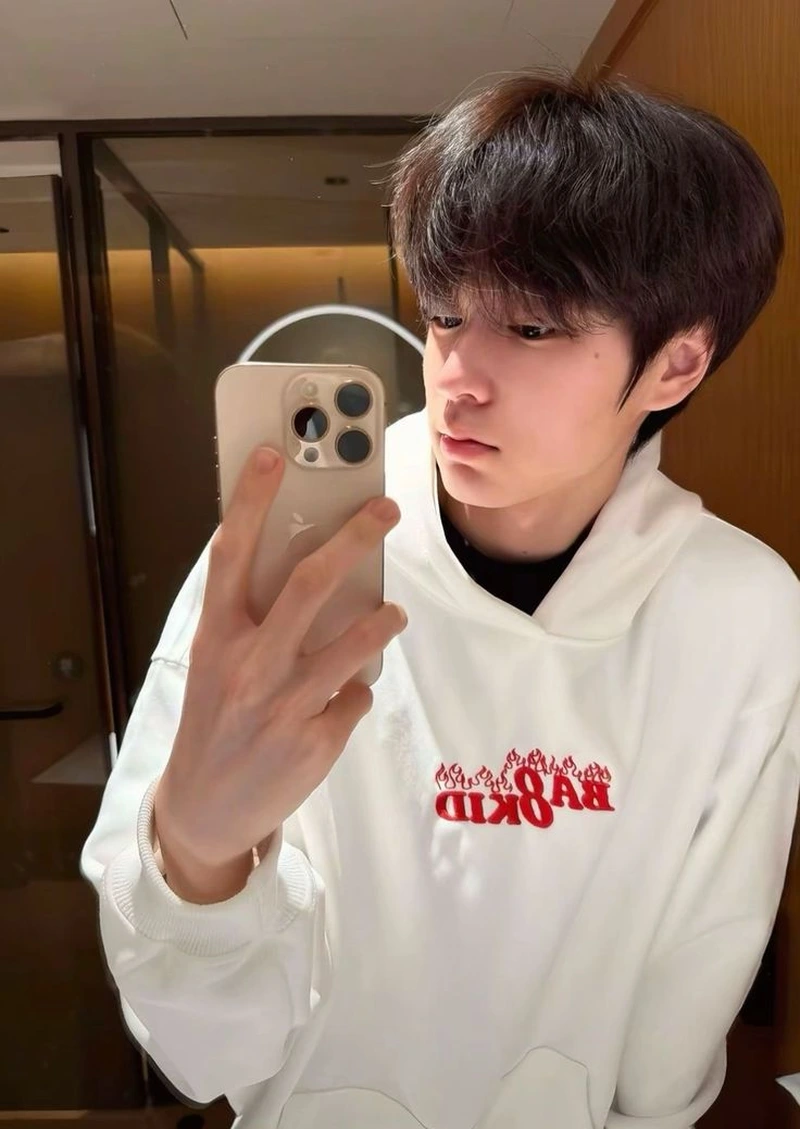 trai đẹp k9 siêu ngầu