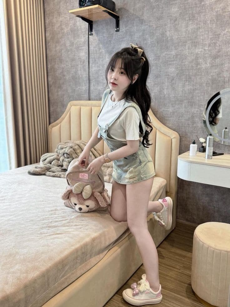 Ảnh gái xinh da trắng trẻ