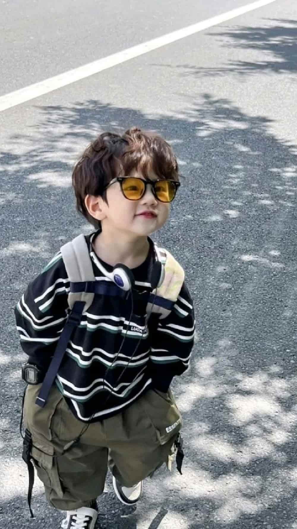 Bé trai đẹp đáng mến