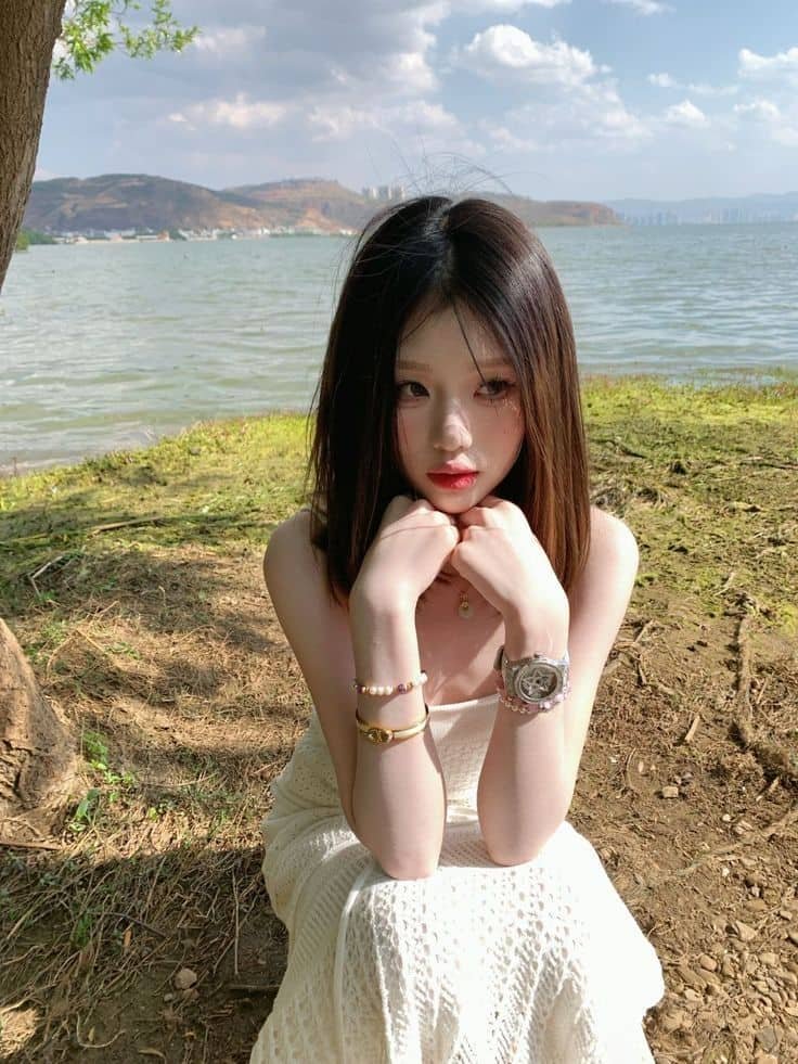 Gái đẹp tóc ngắn trẻ trung