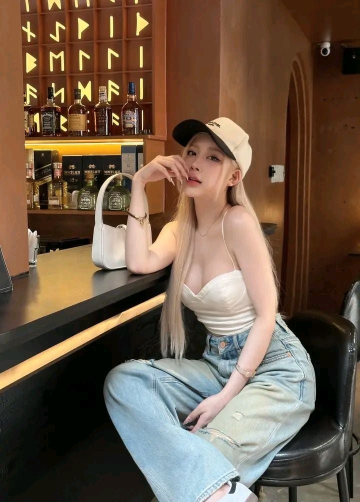 Gái xinh 2k10 dễ mến