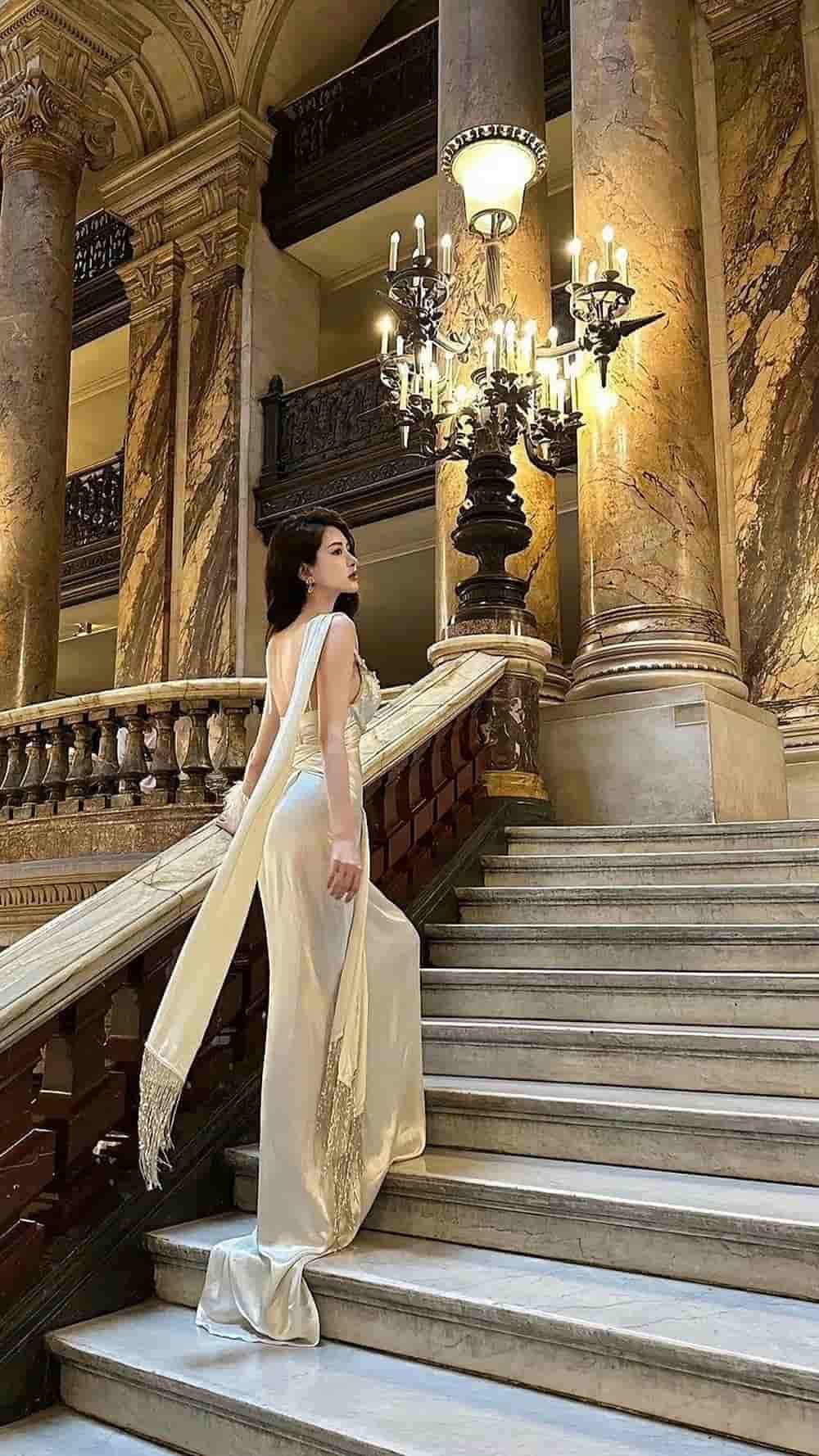 Gái xinh dáng đẹp mượt