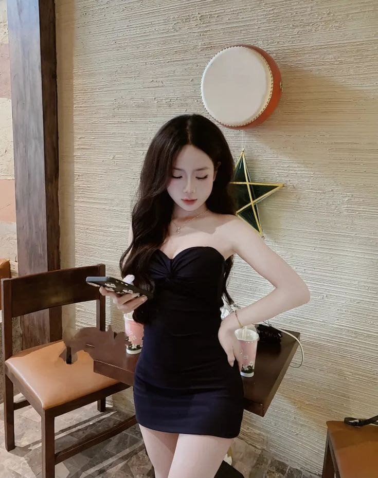 Gái xinh khoe phong cách sexy