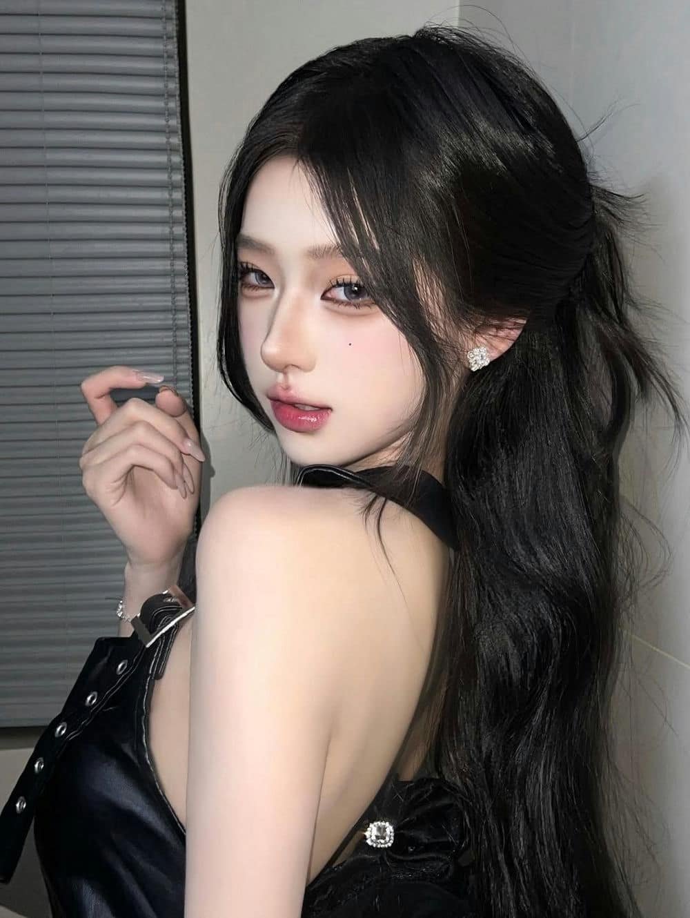 Hot girl 2k11 duyên dáng