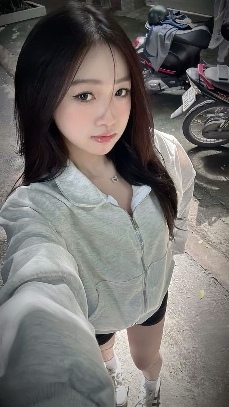 Hot girl 2k7 trẻ trung