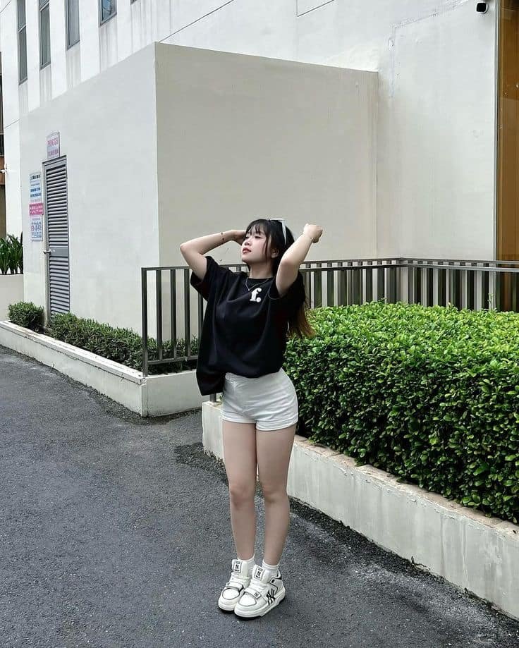 Thiếu nữ 2k7 ngọt ngào