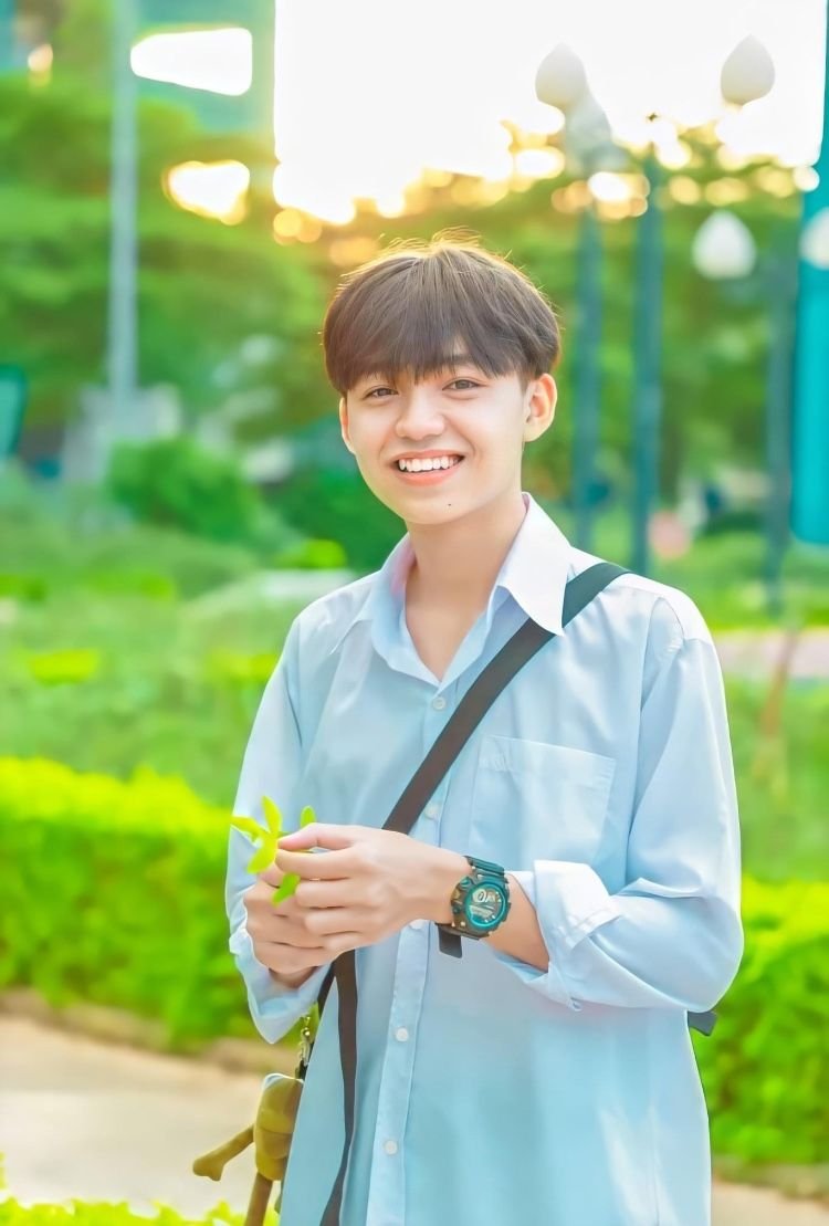 Trai đẹp học sinh dáng cao