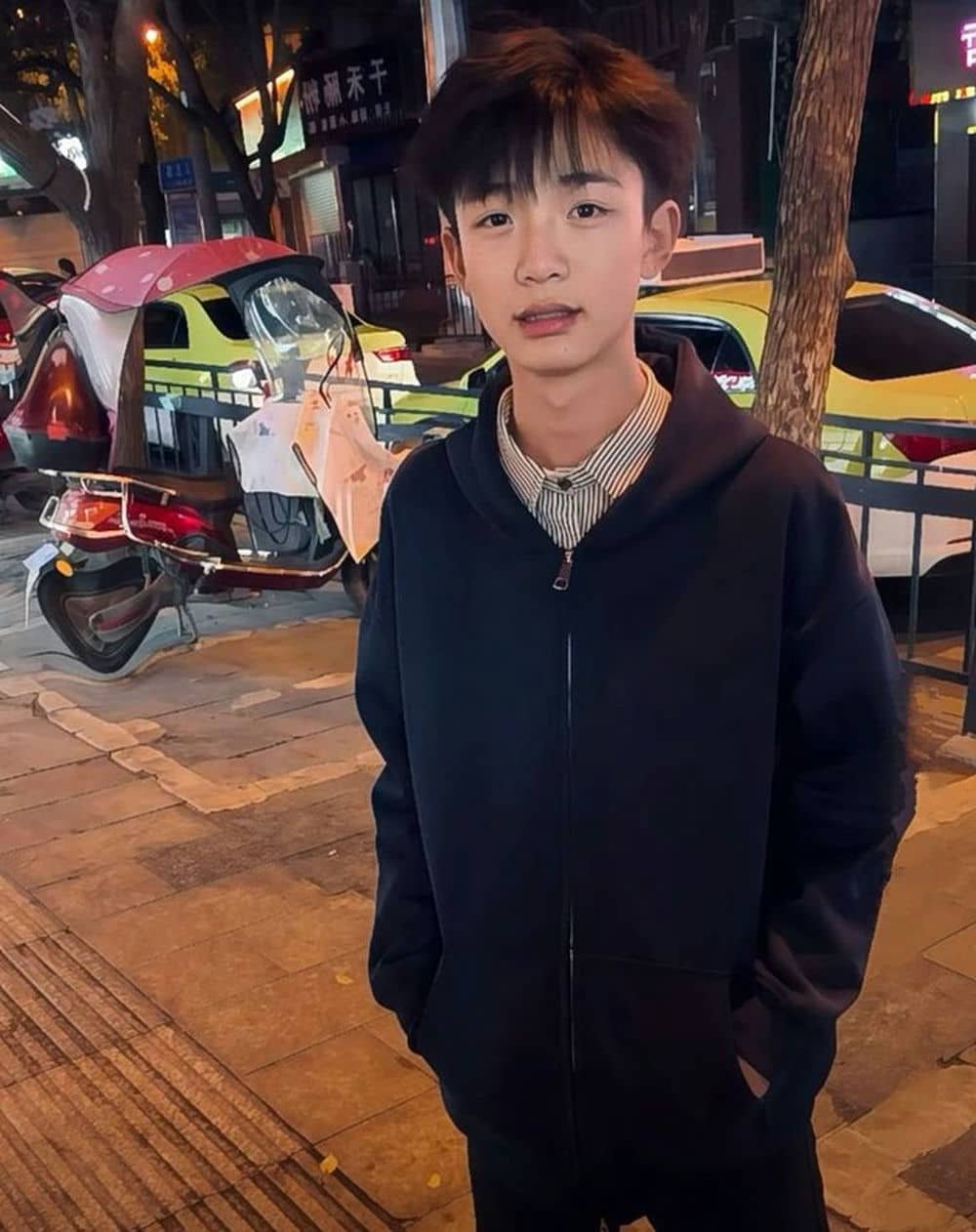 Trai đẹp lớp 7 học giỏi