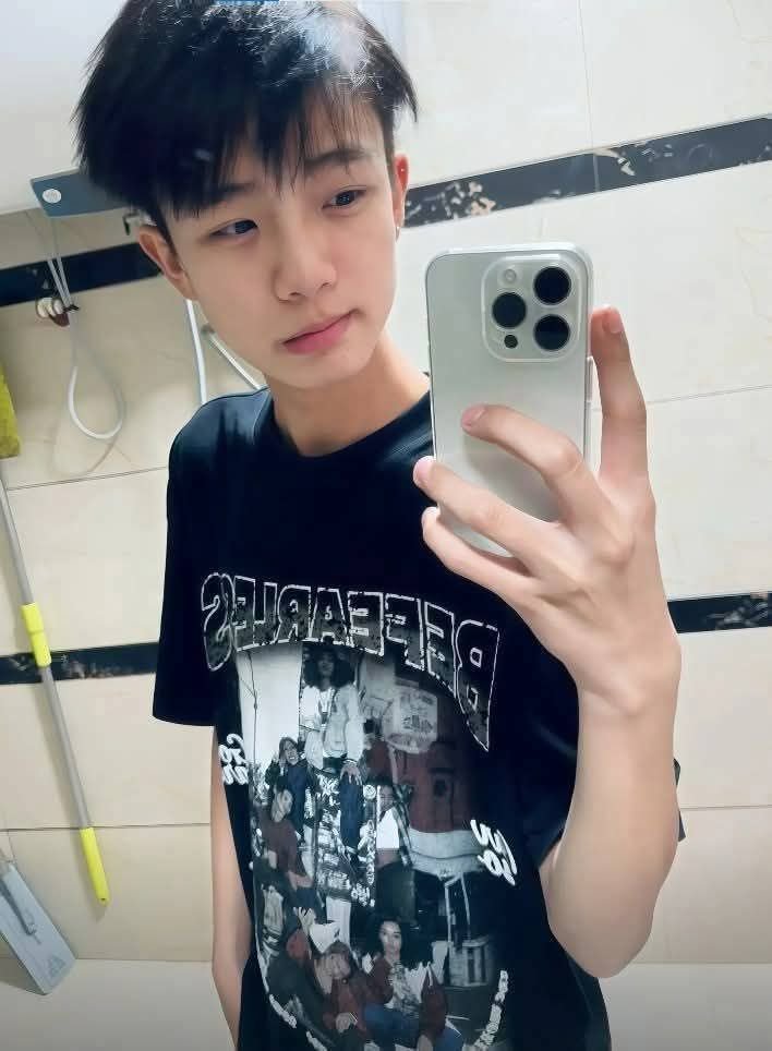 Trai đẹp lớp 7 lễ phép