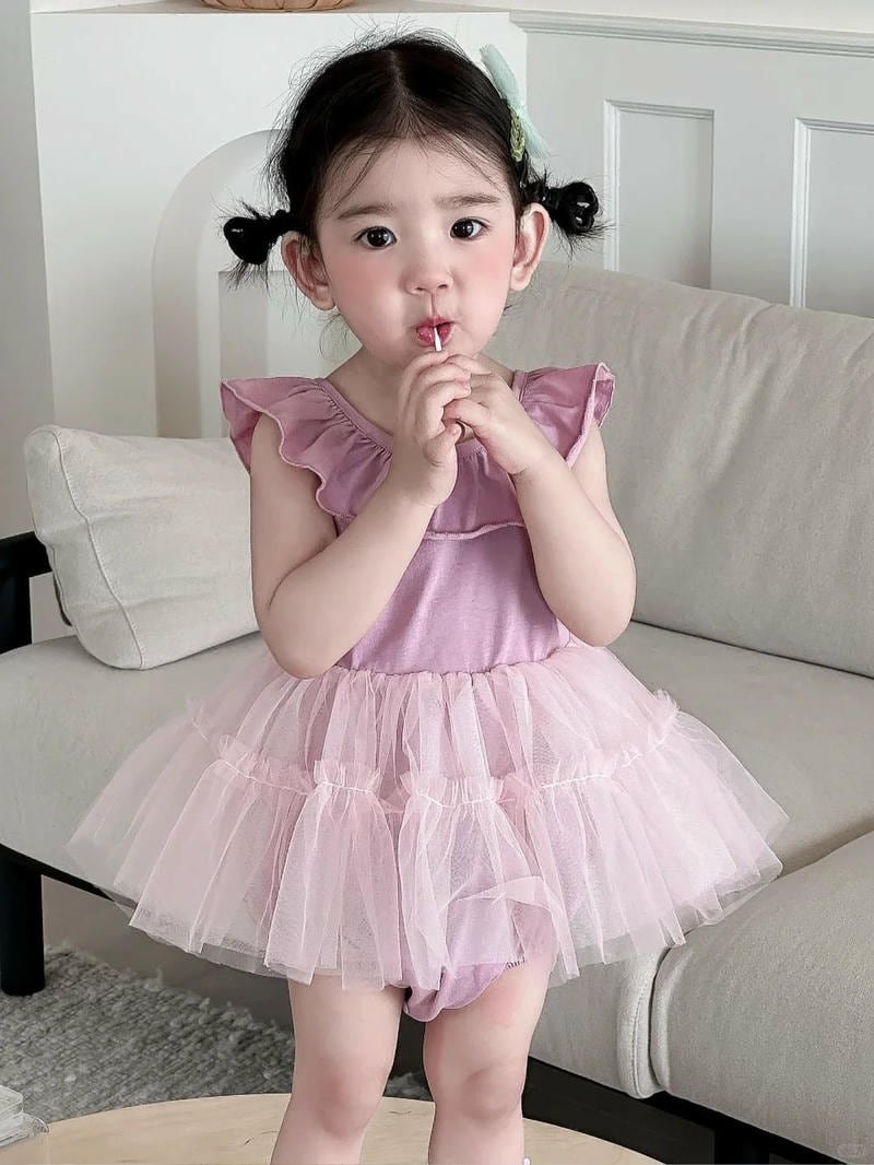 ảnh bé gái xinh đáng yêu