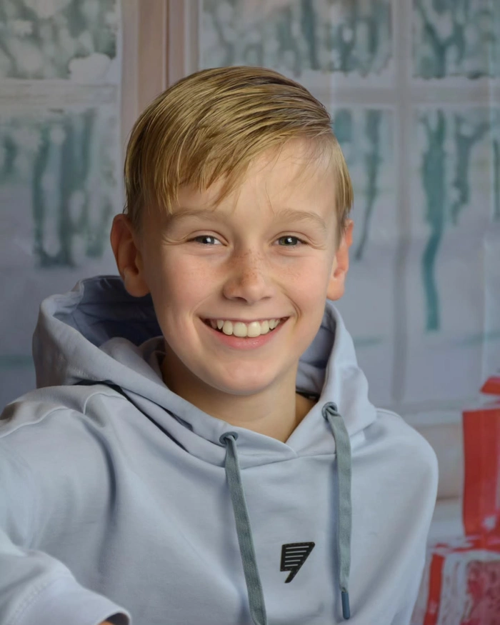 ảnh bé trai đẹp trai dễ thương đáng yêu